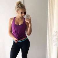 Ateşli eve gelen kadın Beria