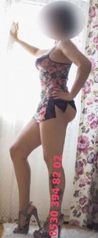 Baştan çıkaran fatezi yapan hanım Ilkyaz