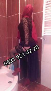 Baştan çıkaran fatezi yapan hanım Ilkyaz