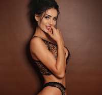 Cazibeli dans yapan escort Nimet