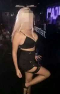 Çılgın dansöz kadın Piraye