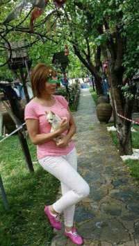 Elit evinde buluşan kız Fadiş