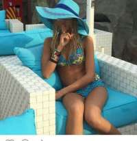 Eşsiz beyaz tenli Berra