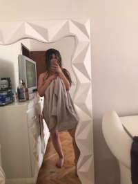 Gösterişli sarışın hatun Müberra