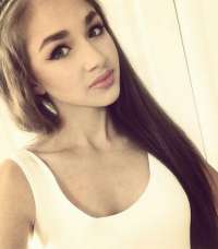 Güzel buğday tenli hanım Naz