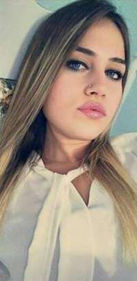 Harika kumral hanım Ayşin