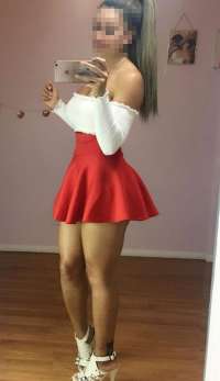 Kusursuz oral yapan kız Ilkin