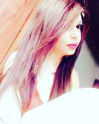 Neşeli doyumsuz bayan Merve