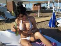 Neşeli eve gelen escort Asli