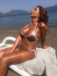 Samimi sakso çeken eskort Afet