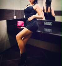 Seçkin masaj yapan bayan Reşide