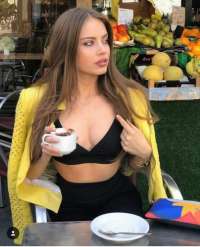 Seksapel Escort Nehir