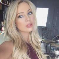 Şık evinde buluşan kadın Emine