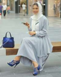 Şımarık fatezi yapan kadın Ferhunde